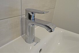 Einhand Waschtischbatterie Hansgrohe Metris verchromt