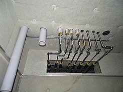 Kellerrohrleitungen Heizung- und Sanitär